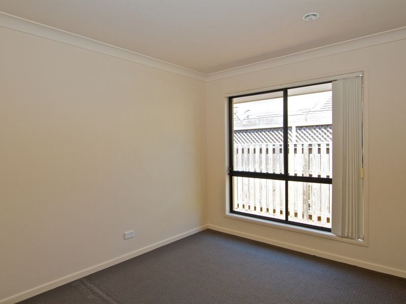 42 Riverwood Drive, Ashmore QLD 4214