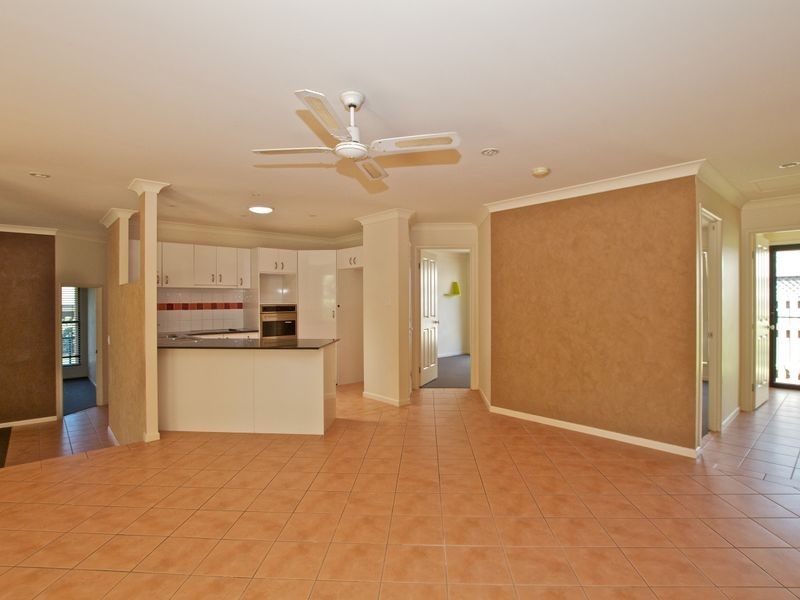 42 Riverwood Drive, Ashmore QLD 4214