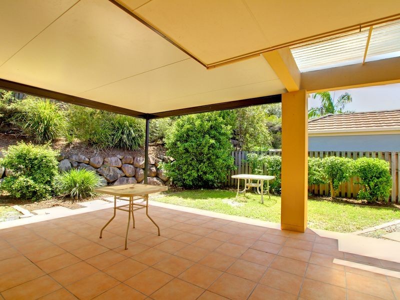 42 Riverwood Drive, Ashmore QLD 4214