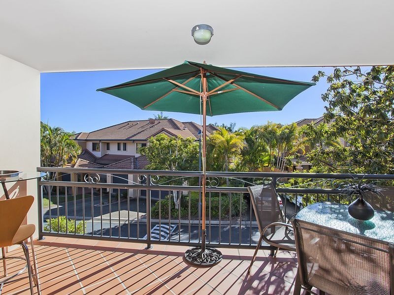 34/85 Palm Meadows Drive, Carrara QLD 4211