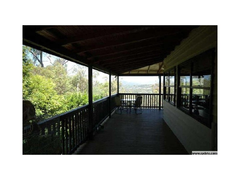 13 Arthur Payne Court, Worongary QLD 4213