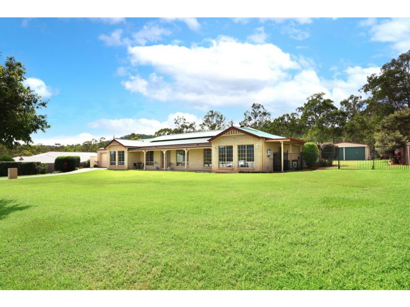 38 Mountain View Crest, Mount Nathan QLD 4211