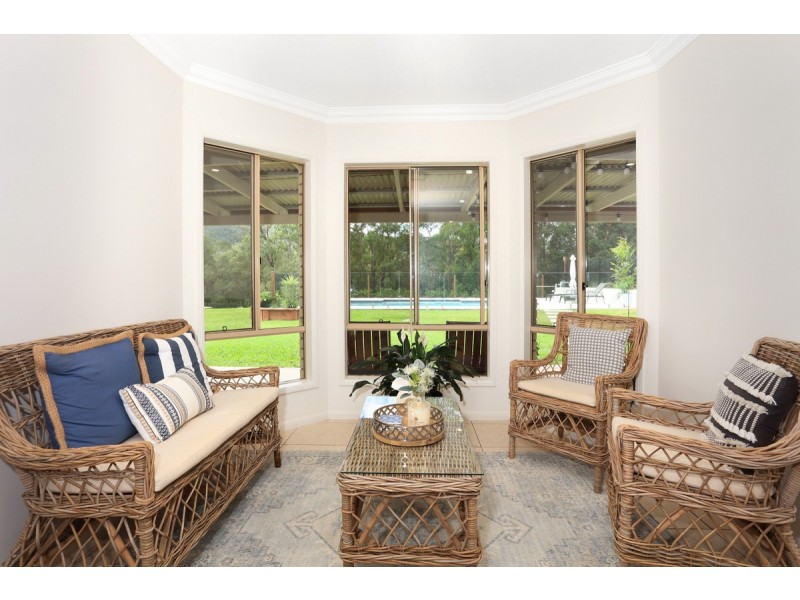 38 Mountain View Crest, Mount Nathan QLD 4211