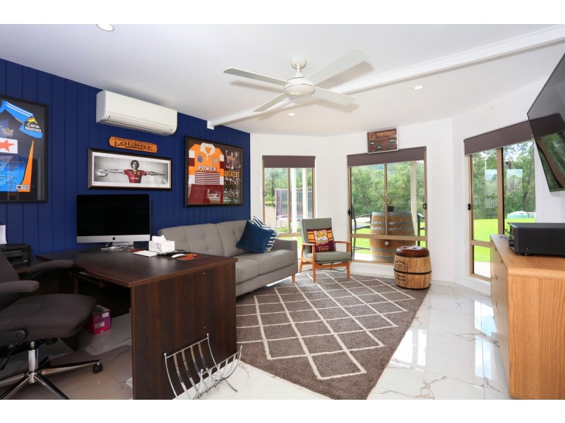38 Mountain View Crest, Mount Nathan QLD 4211