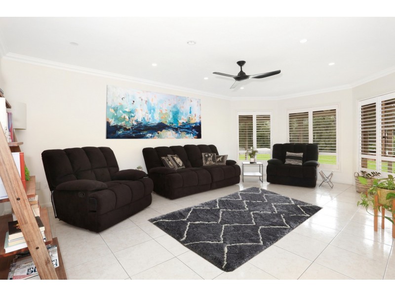 38 Mountain View Crest, Mount Nathan QLD 4211