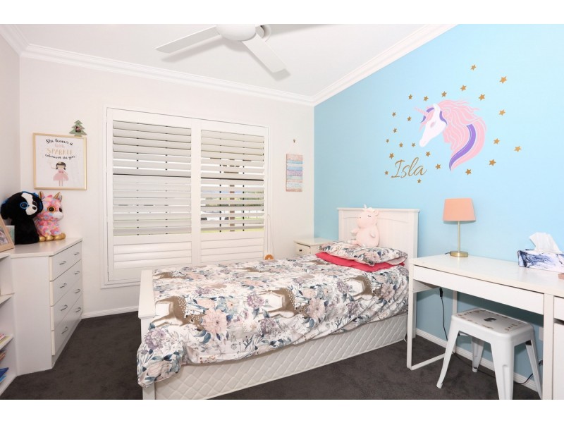 38 Mountain View Crest, Mount Nathan QLD 4211