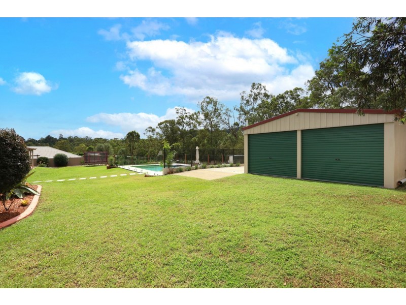 38 Mountain View Crest, Mount Nathan QLD 4211