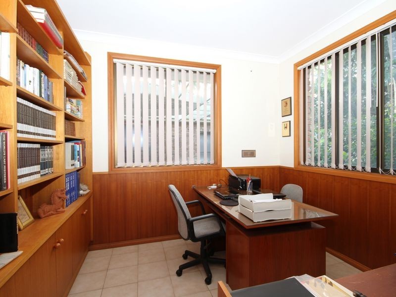 17 Maryland Avenue, Carrara QLD 4211