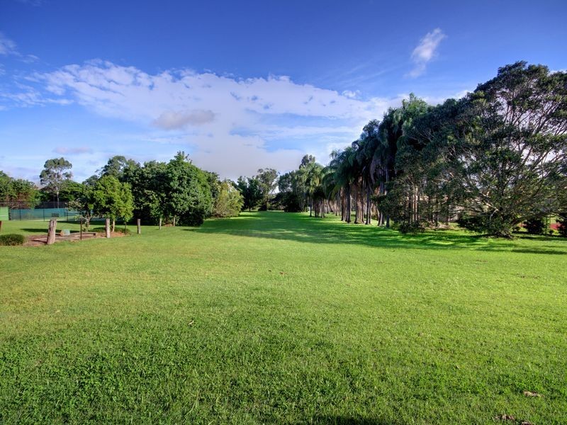 17 Maryland Avenue, Carrara QLD 4211