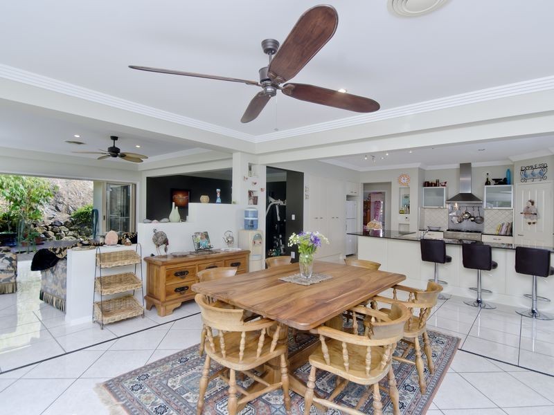 41 Howard Hughes Court, Maudsland QLD 4210