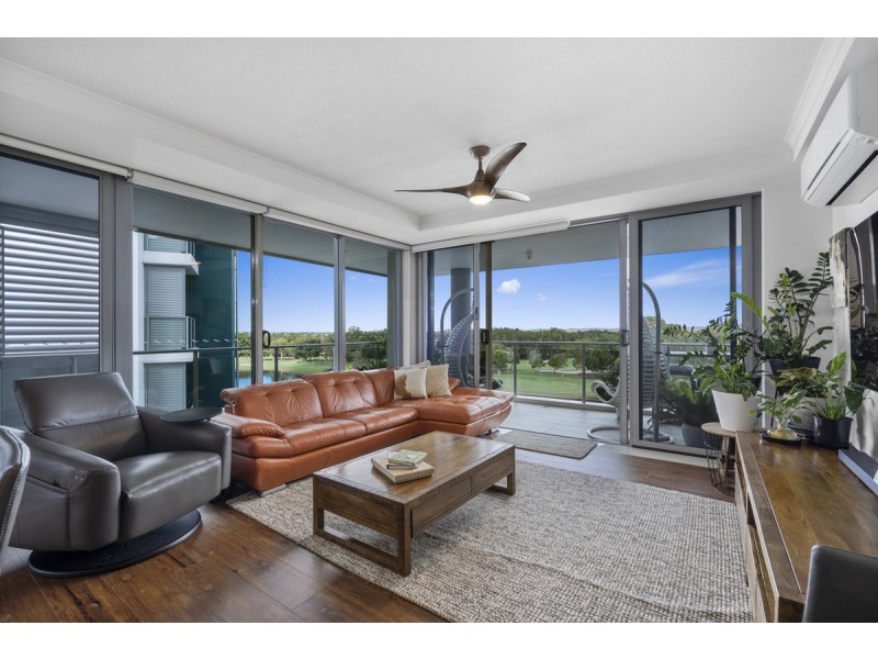 271/135 Lakelands Drive, Merrimac QLD 4226
