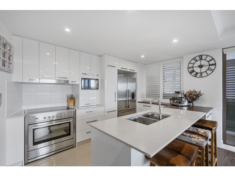 271/135 Lakelands Drive, Merrimac QLD 4226