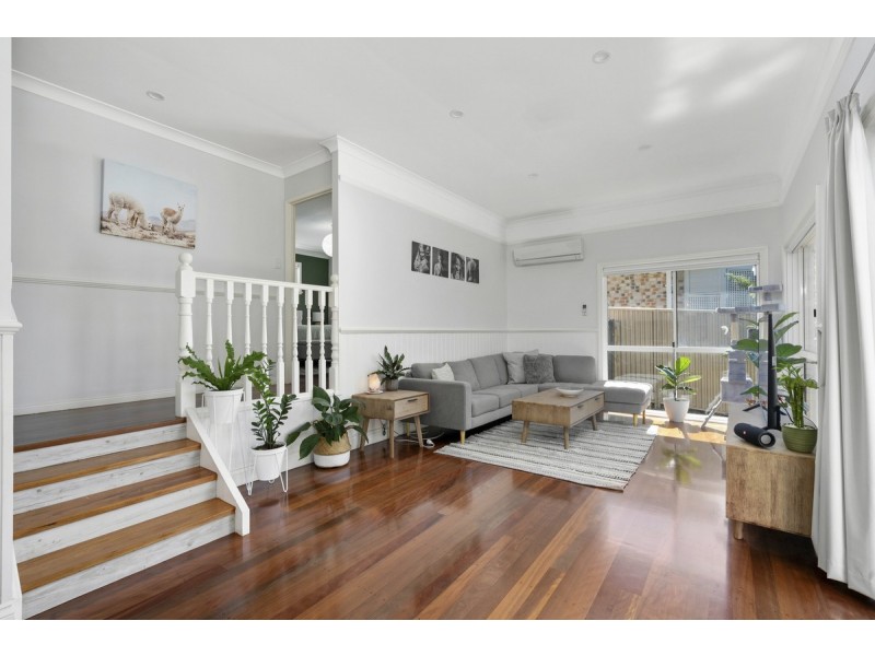 35 Tristania Way, Highland Park QLD 4211