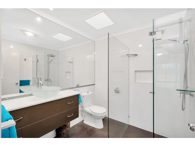 88 Hickey Way, Carrara QLD 4211