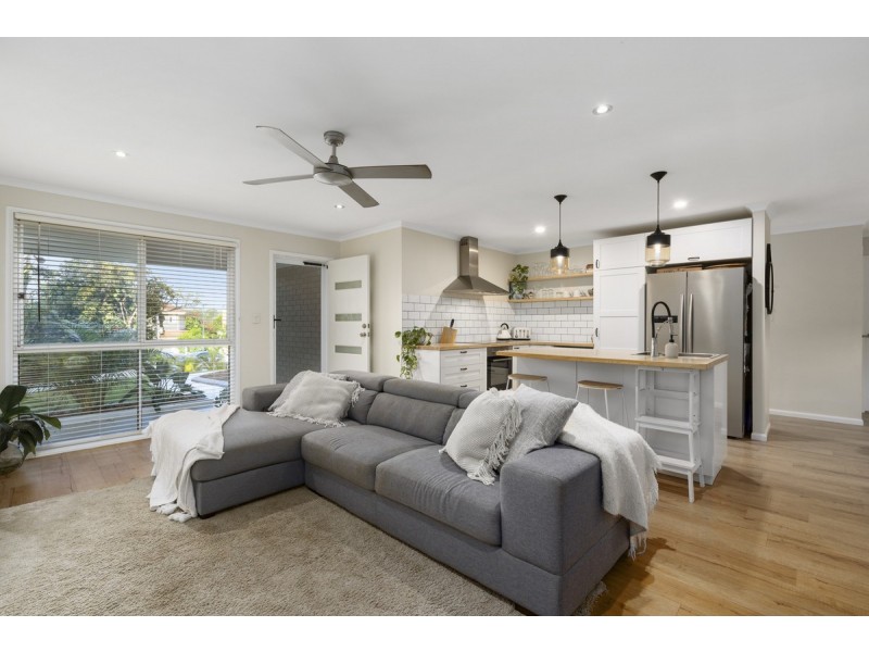 37 Bards Court, Nerang QLD 4211