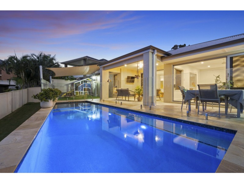 5 Ridgeline Way, Highland Park QLD 4211