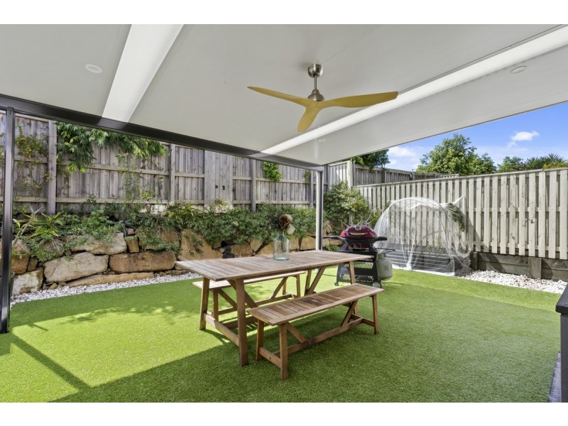 12/14 Norris Street, Pacific Pines QLD 4211