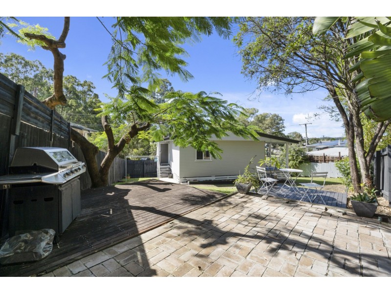 4 West Street, Nerang QLD 4211