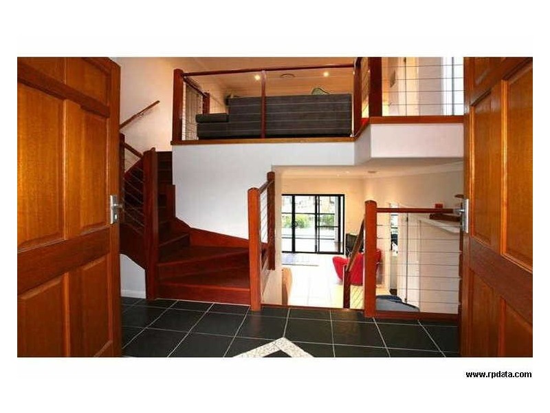 5 Chevron Rise, Highland Park QLD 4211