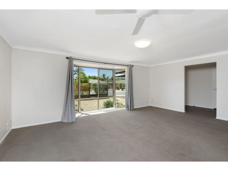 10 Agave Street, Elanora QLD 4221