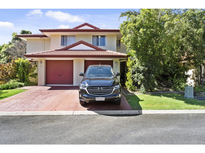 16/102 Alexander Drive, Highland Park QLD 4211