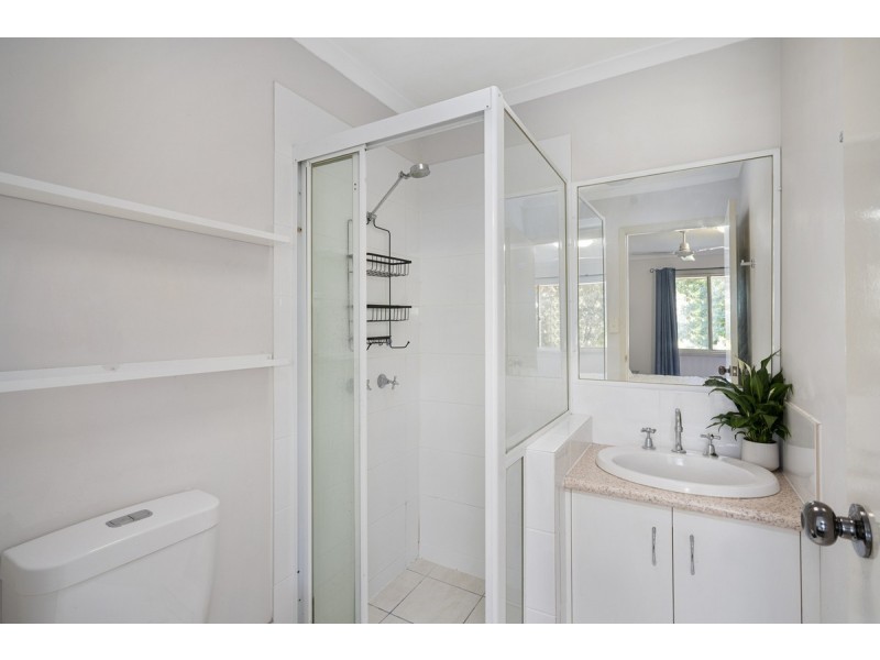 16/102 Alexander Drive, Highland Park QLD 4211