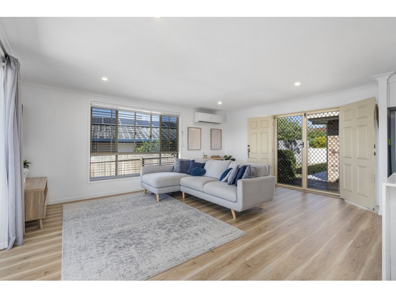 10 Convery Crescent, Highland Park QLD 4211