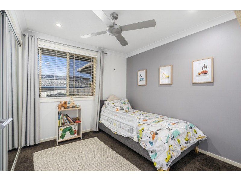 10 Convery Crescent, Highland Park QLD 4211