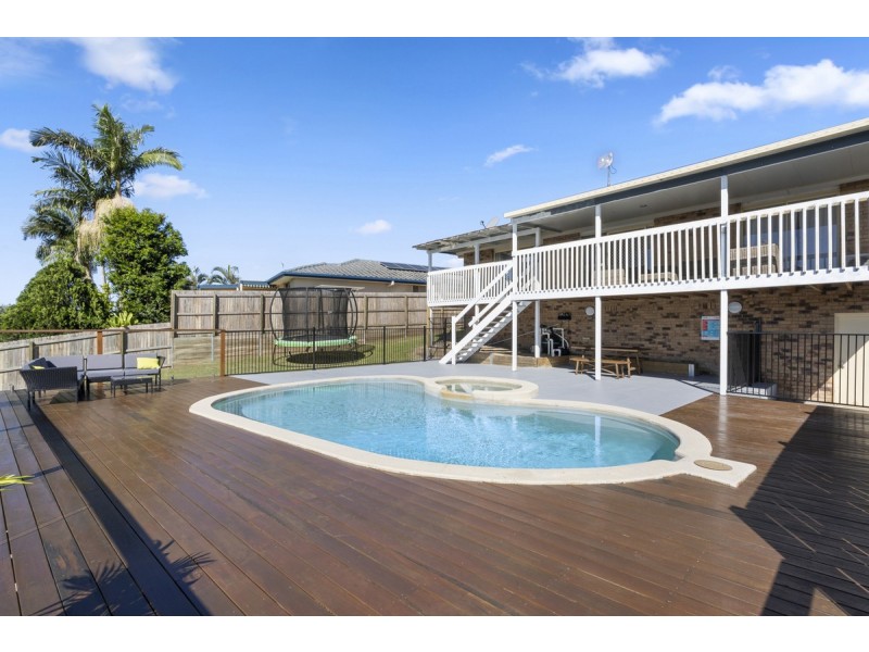 10 Convery Crescent, Highland Park QLD 4211