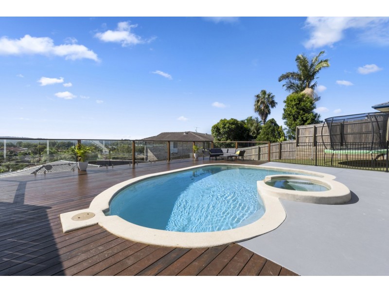 10 Convery Crescent, Highland Park QLD 4211