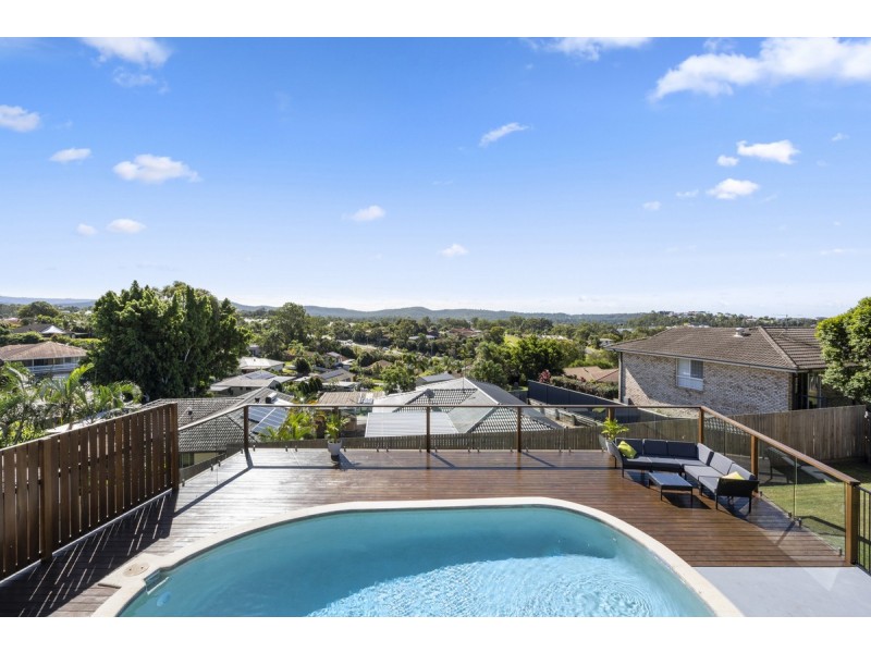 10 Convery Crescent, Highland Park QLD 4211
