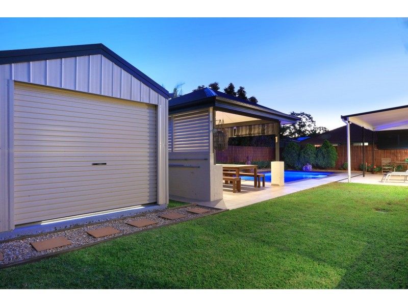 15 Redgum Place, Molendinar QLD 4214
