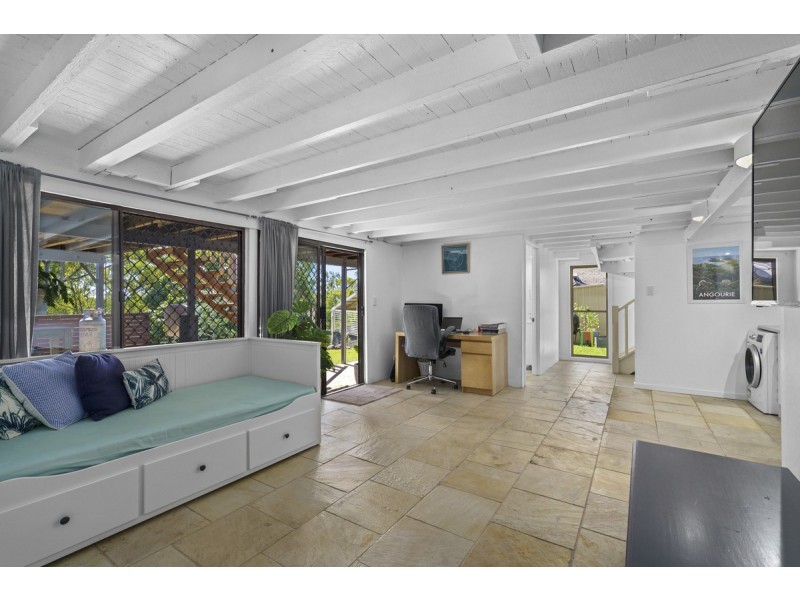 25 Lytham Court, Highland Park QLD 4211