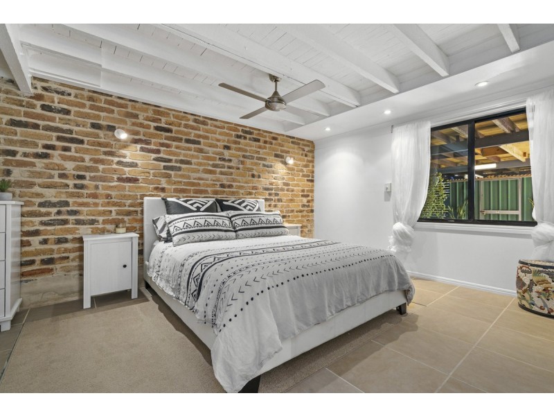 25 Lytham Court, Highland Park QLD 4211