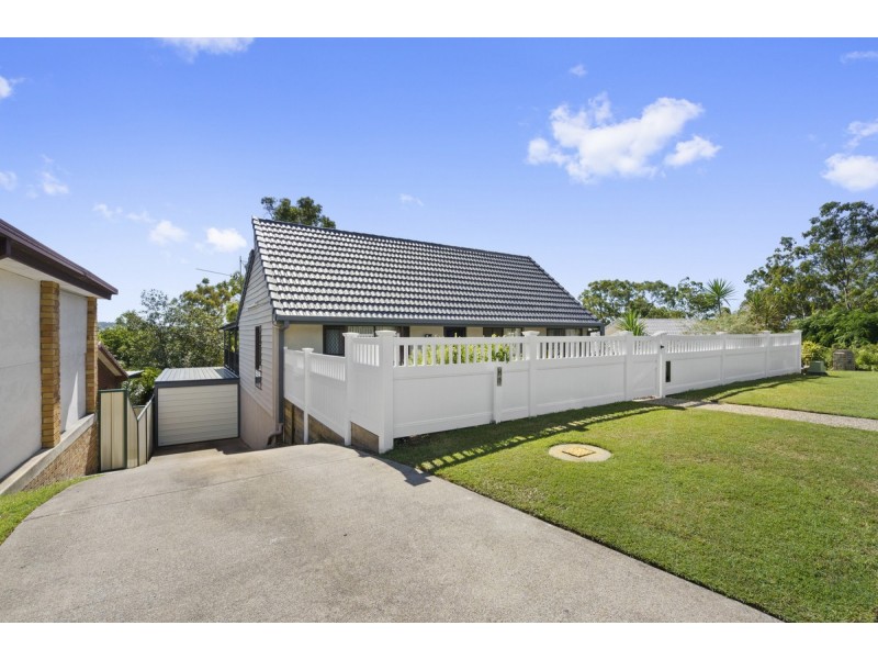 25 Lytham Court, Highland Park QLD 4211