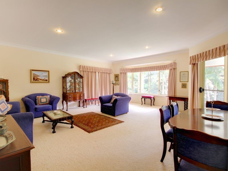 49 Birdlife Court, Nerang QLD 4211