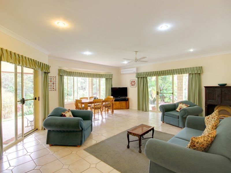49 Birdlife Court, Nerang QLD 4211