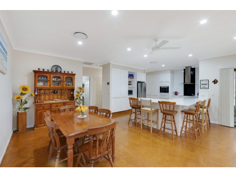 6 Strauss Court, Nerang QLD 4211
