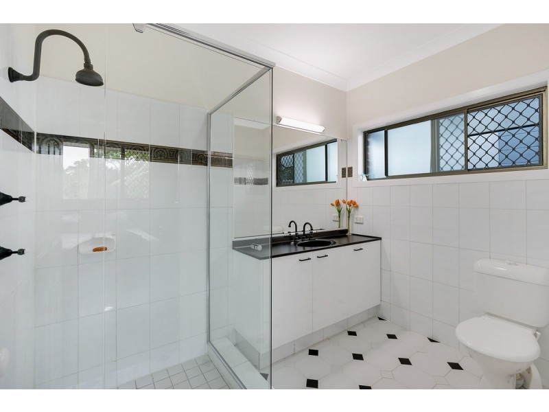 6 Strauss Court, Nerang QLD 4211