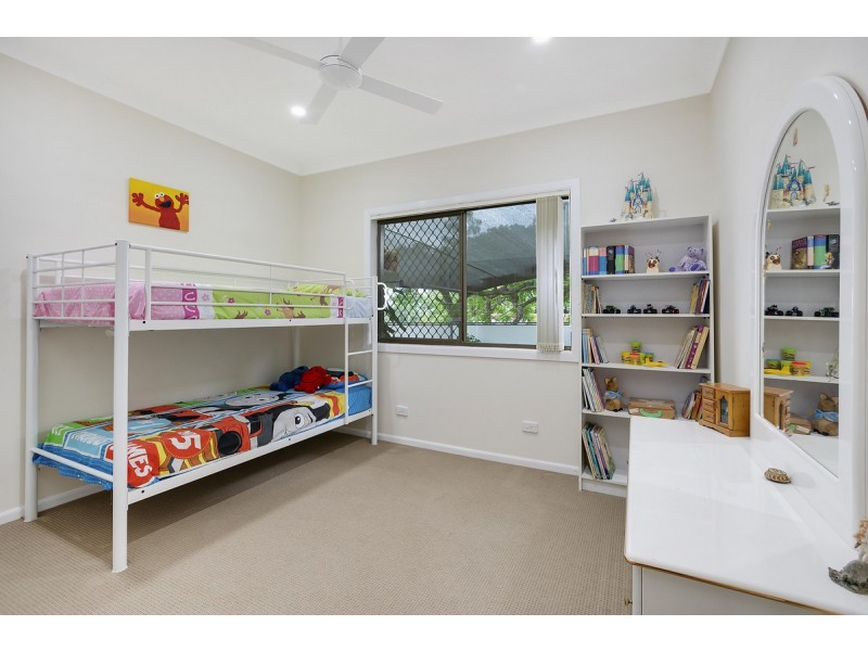 6 Strauss Court, Nerang QLD 4211