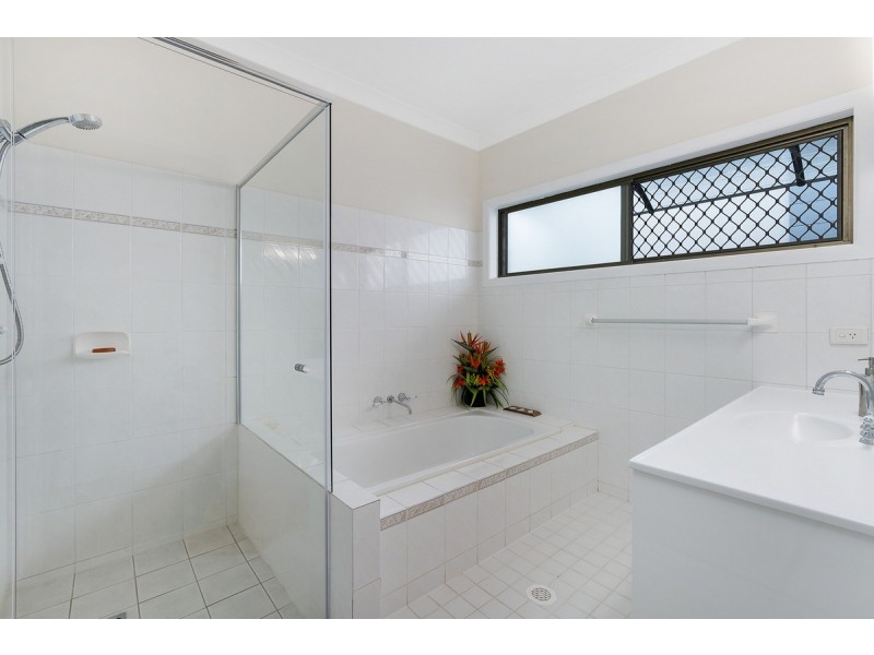 6 Strauss Court, Nerang QLD 4211