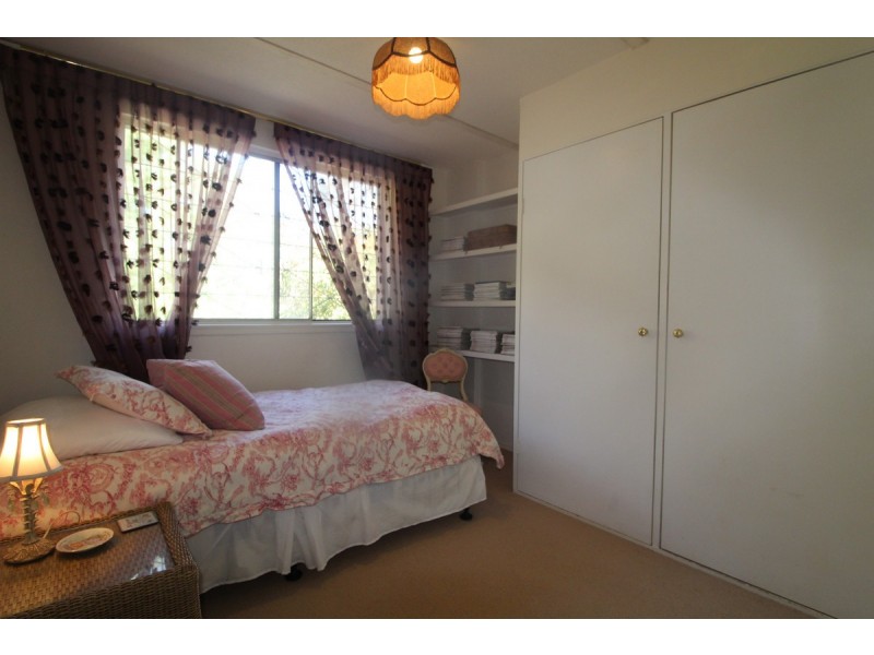 6 Kupara Street, Nerang QLD 4211