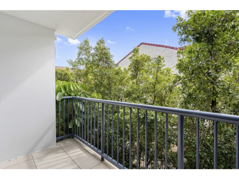 3/11 Clark Street, Biggera Waters QLD 4216