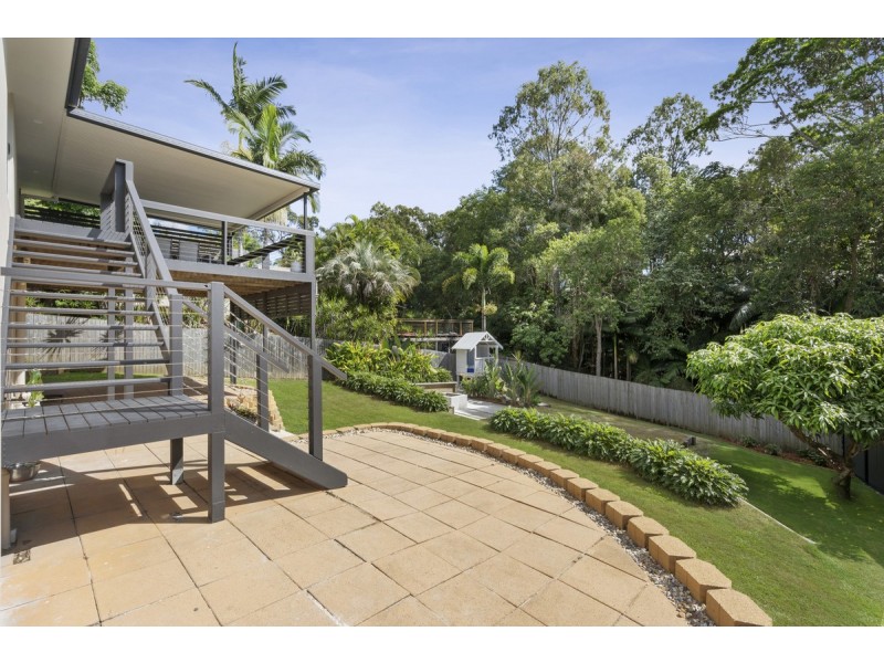 21 Woolmere Street, Carrara QLD 4211