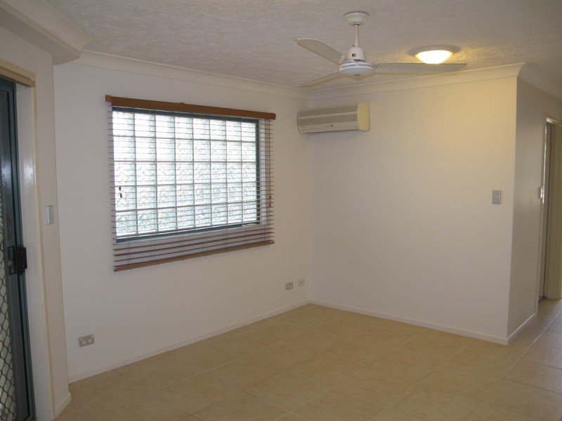 2/9 Stanhill Drive, Surfers Paradise QLD 4217