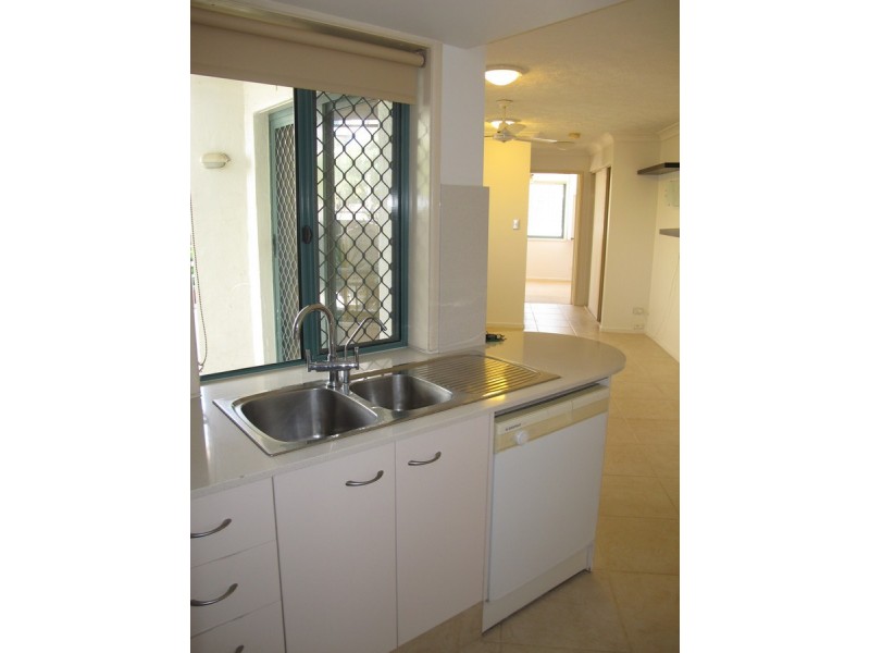 2/9 Stanhill Drive, Surfers Paradise QLD 4217