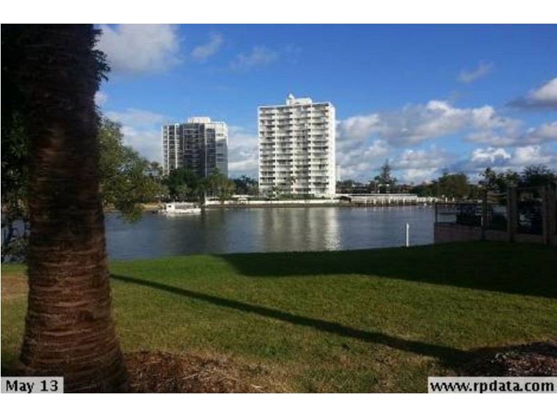 2/9 Stanhill Drive, Surfers Paradise QLD 4217