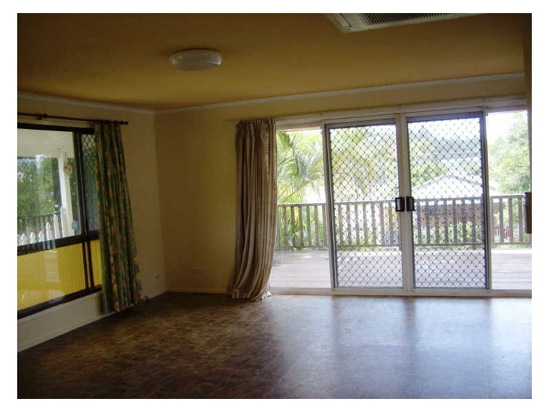 4 Mortensen Road, Nerang QLD 4211