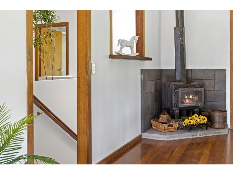 27 Petsch Creek Road, Tallebudgera Valley QLD 4228