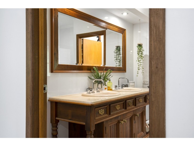 27 Petsch Creek Road, Tallebudgera Valley QLD 4228